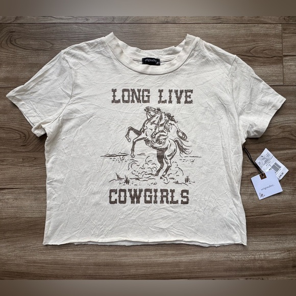 Originality Tops - Originality brand cropped graphic SS t-shirt  Long Live Cowgirls design Sz S NWT